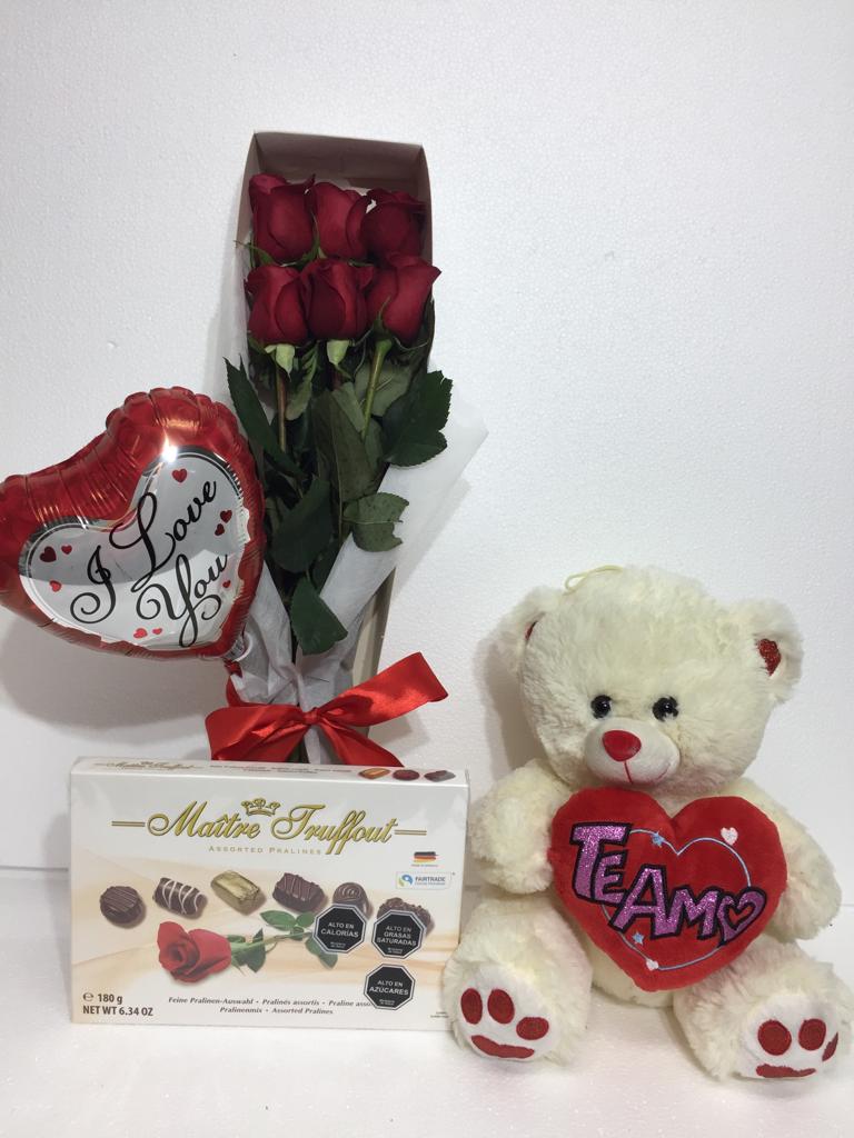 Caja con 6 Rosas ms Bombones de 165 Grs, Peluche con corazn 26cm y Globito